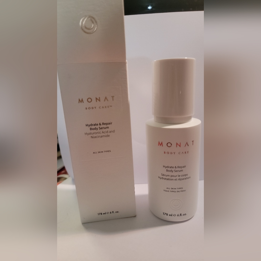 Monat Hydrate & Repair Body Serum